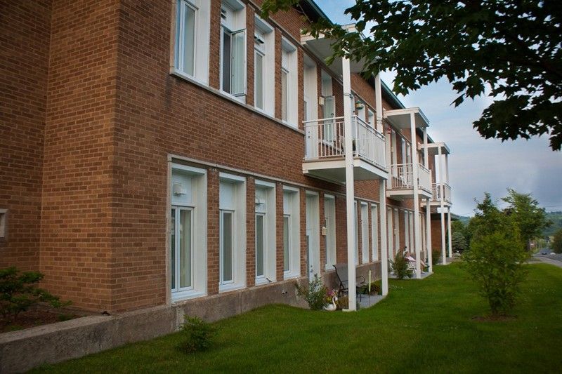 Construction de 20 logements sociaux et abordables pour des personnes aînées à Val-des-Sources